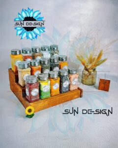 سرویس ادویه پاش شیشه ای رومیزی به همراه استند چوبی سه طبقه مدل کلاسیک